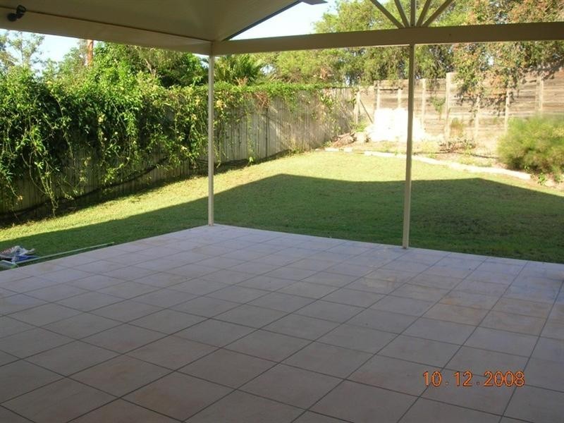 16 Stallone Circuit, Mcdowall QLD 4053
