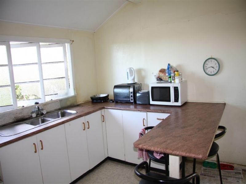 62 Blaker Road, Mitchelton QLD 4053