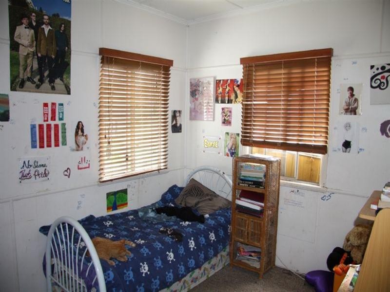 62 Blaker Road, Mitchelton QLD 4053