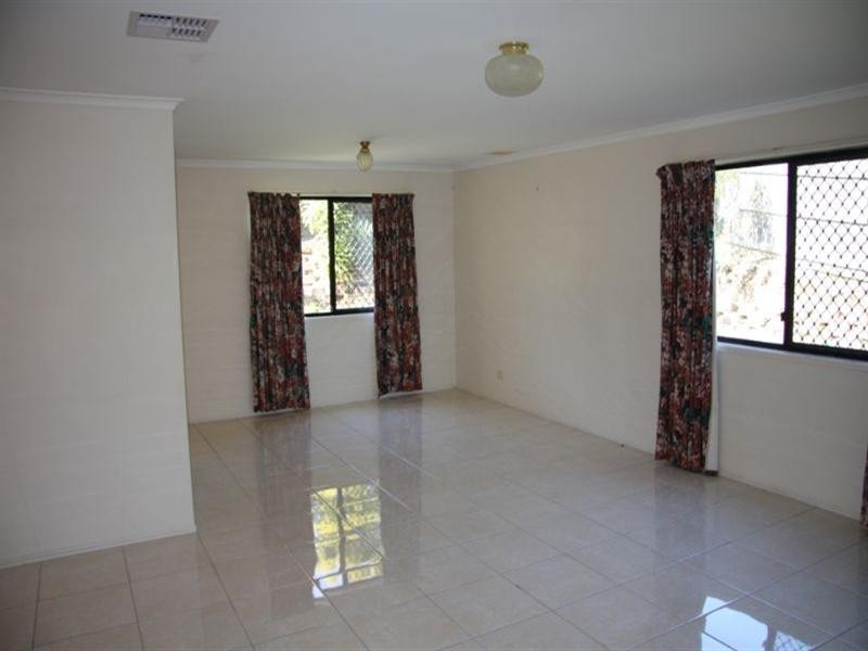 16 Stallone Circuit, Mcdowall QLD 4053