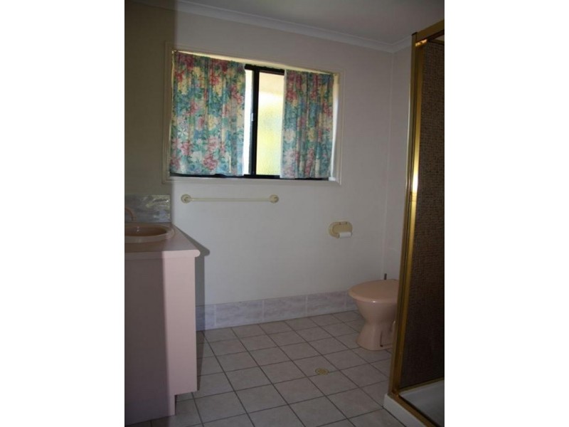 16 Stallone Circuit, Mcdowall QLD 4053