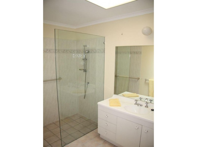 4/110 Clover Street, Enoggera QLD 4051