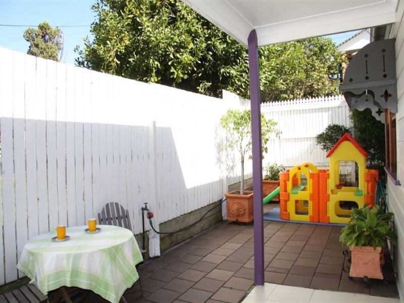 37 Noble Street, Clayfield QLD 4011