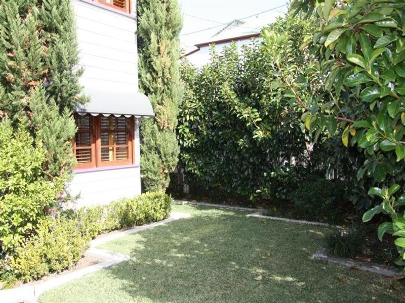 37 Noble Street, Clayfield QLD 4011