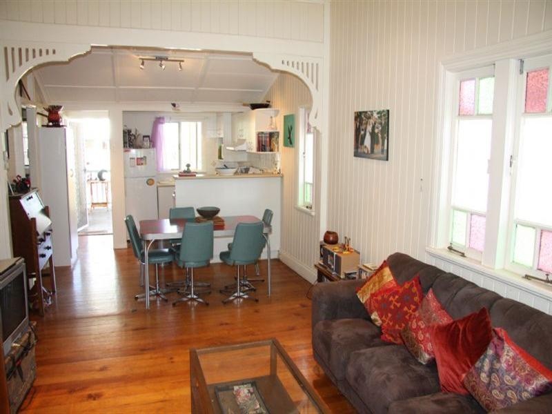 9 Ernest Street, Gaythorne QLD 4051