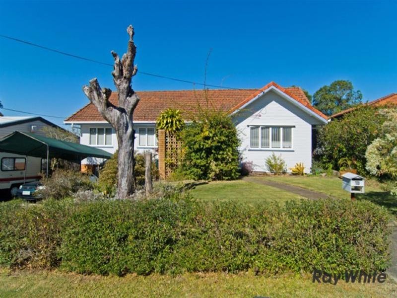 18 Deakin Street, Everton Park QLD 4053