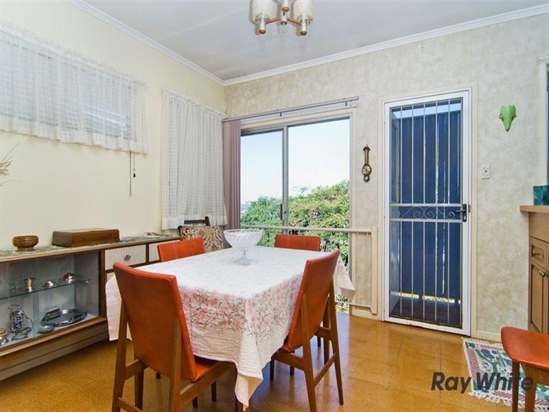 18 Deakin Street, Everton Park QLD 4053