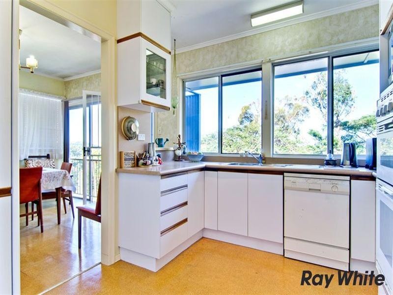 18 Deakin Street, Everton Park QLD 4053