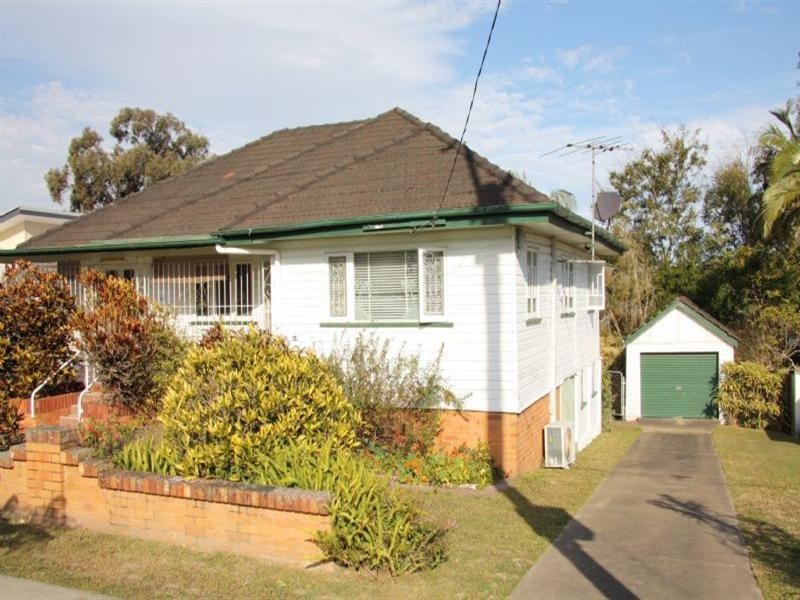 64 Gordon Parade, Everton Park QLD 4053