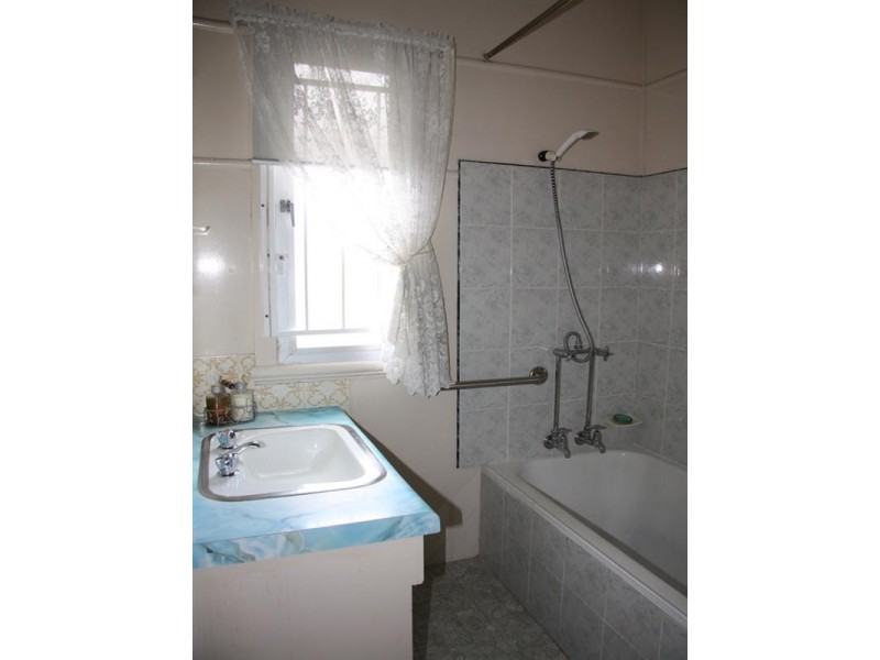 18 Lady Galway Street, Enoggera QLD 4051