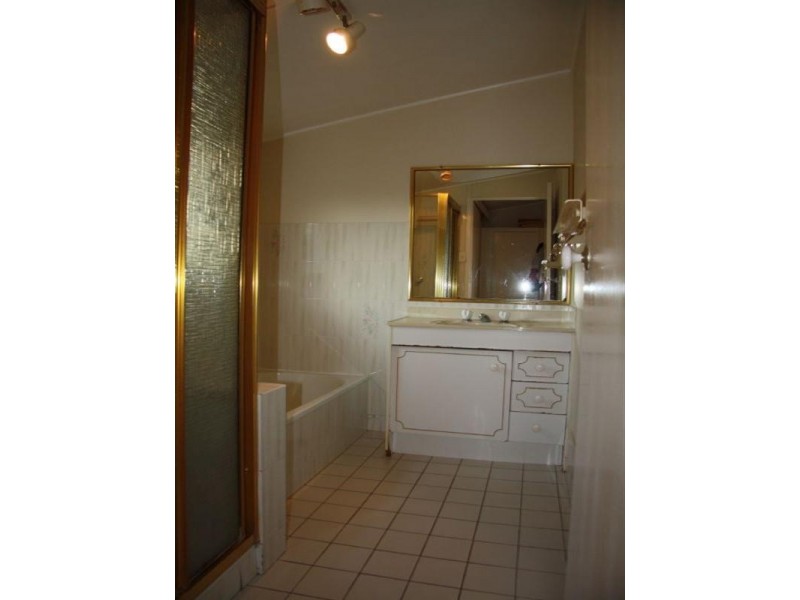 123 Grays Road, Gaythorne QLD 4051