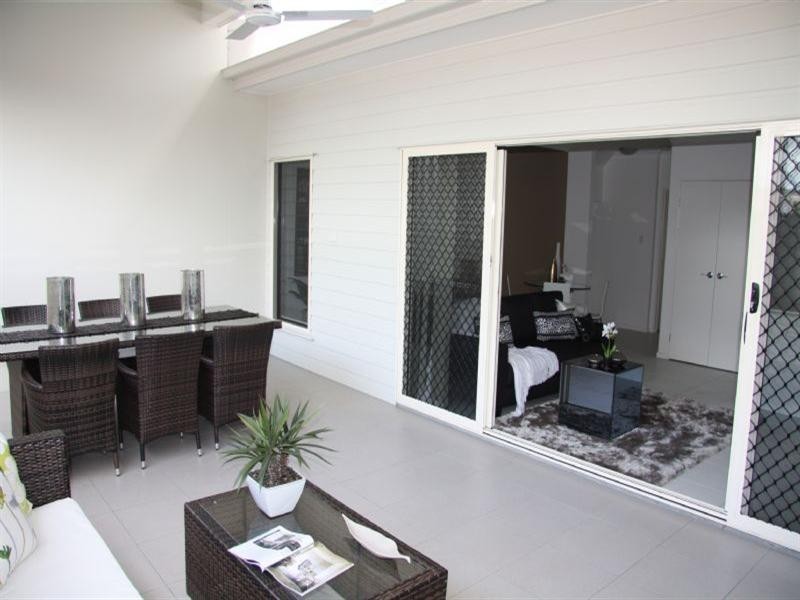 3 and4/3 Gamelin Crescent, Stafford QLD 4053