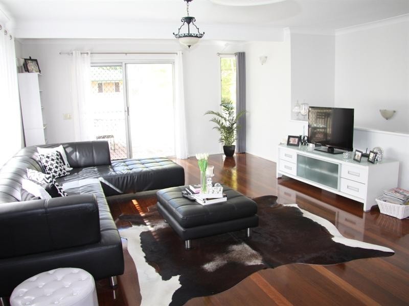 18 Irruka Crescent, Ferny Hills QLD 4055