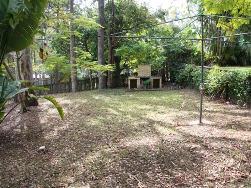 18 Irruka Crescent, Ferny Hills QLD 4055