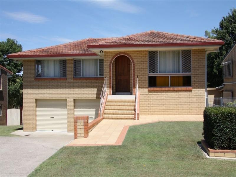 10 Rossolete Street, Everton Park QLD 4053