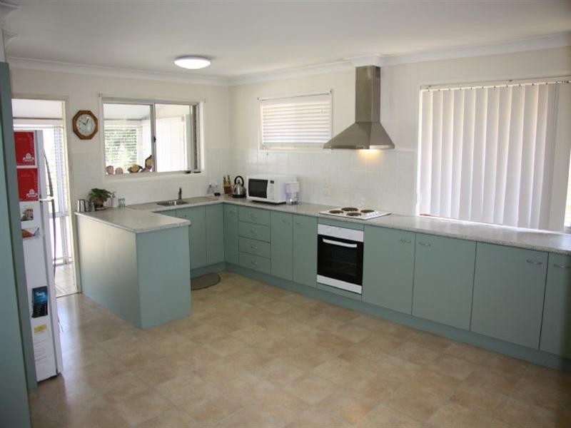 10 Rossolete Street, Everton Park QLD 4053