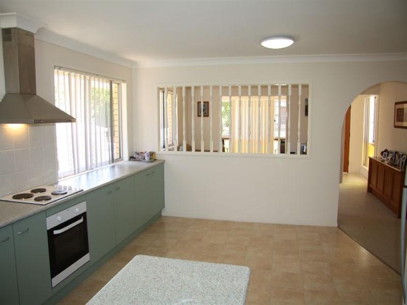 10 Rossolete Street, Everton Park QLD 4053