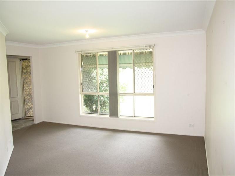 66 Hillenvale Avenue, Arana Hills QLD 4054