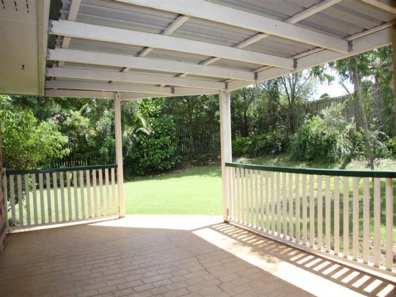 66 Hillenvale Avenue, Arana Hills QLD 4054