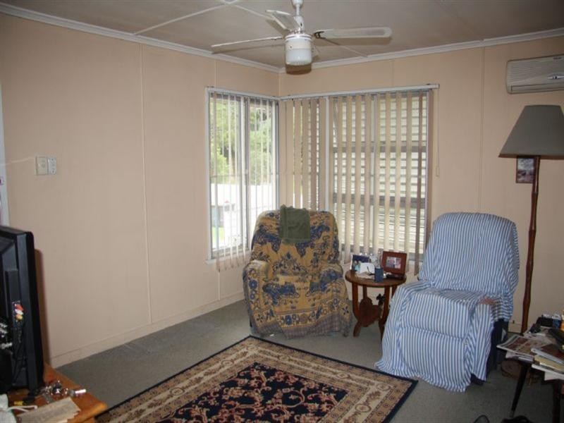 14 Normanton Street, Stafford Heights QLD 4053