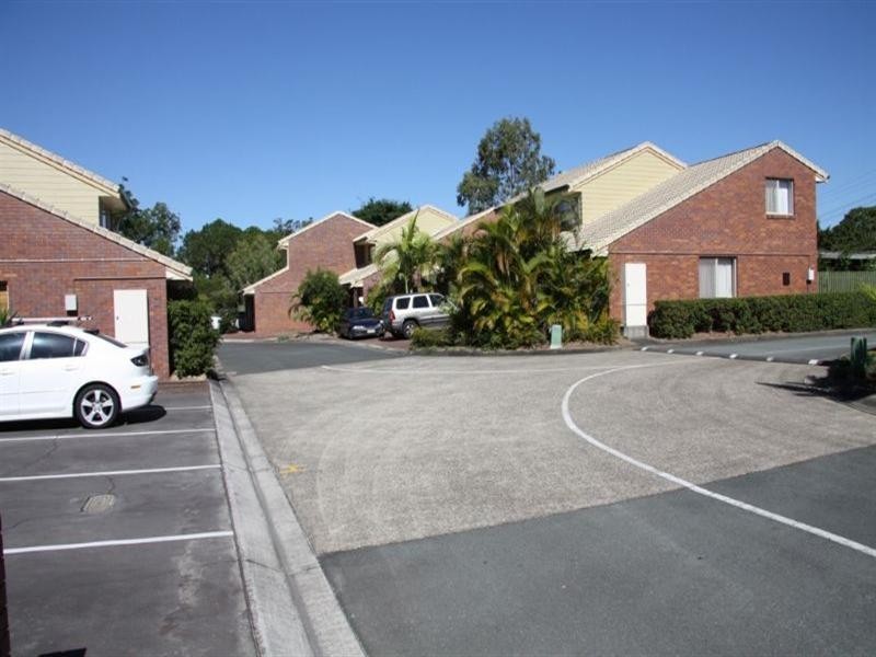 52/9 Leslie Street, Arana Hills QLD 4054