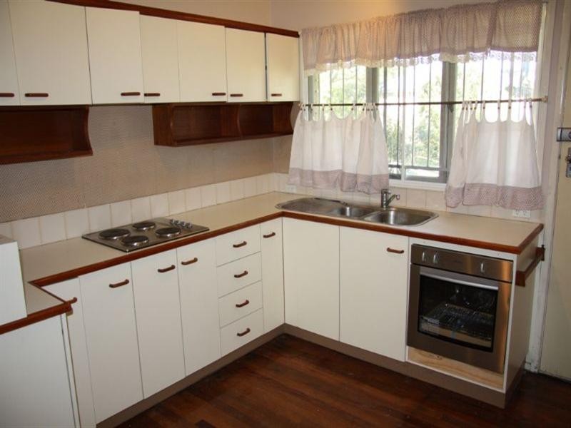 12 Caratel Street, Stafford Heights QLD 4053