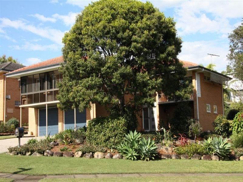 1 Gable Street, Stafford Heights QLD 4053