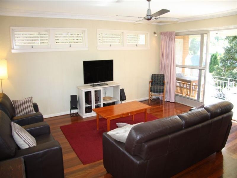 1 Gable Street, Stafford Heights QLD 4053