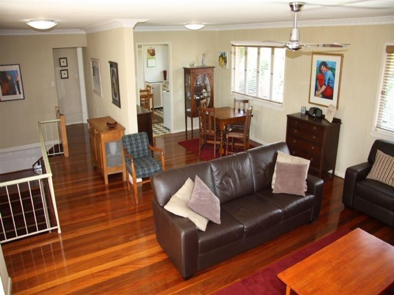 1 Gable Street, Stafford Heights QLD 4053