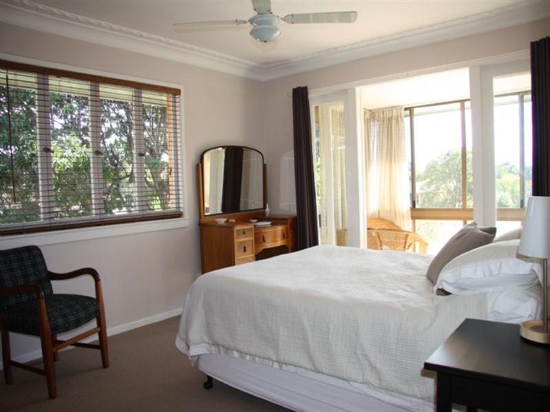 1 Gable Street, Stafford Heights QLD 4053