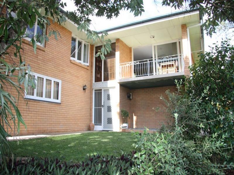 1 Gable Street, Stafford Heights QLD 4053