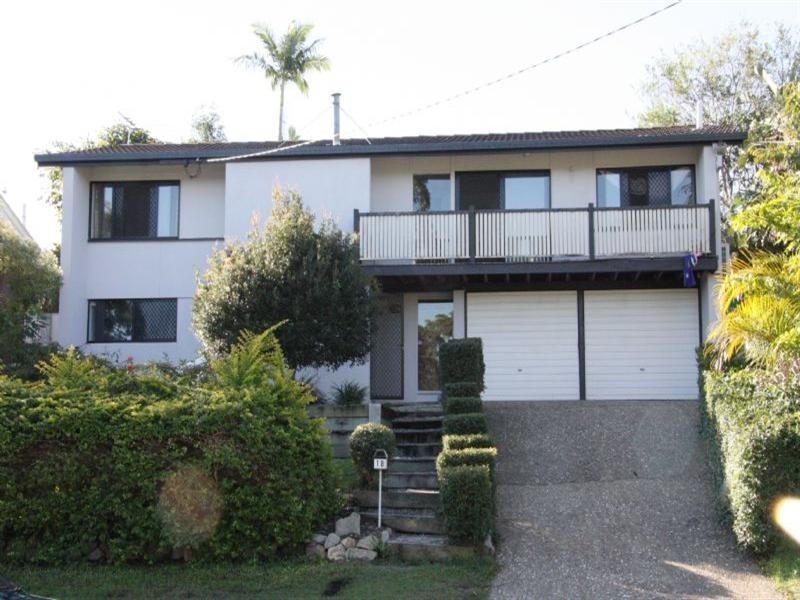 18 Fairway Outlook, Arana Hills QLD 4054