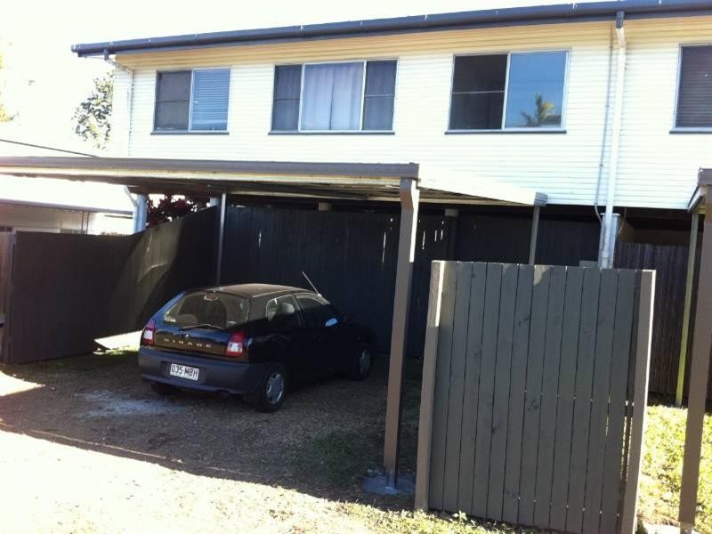 2/11 Bringelly Street, Arana Hills QLD 4054