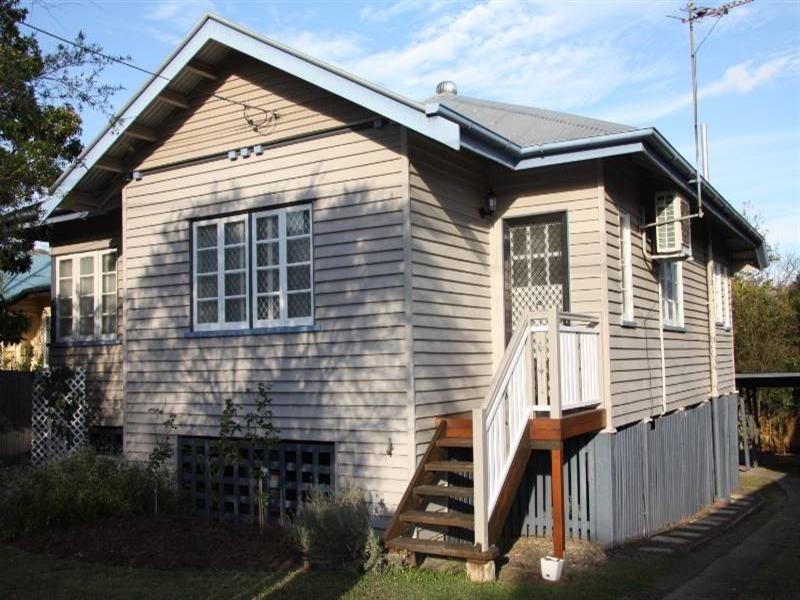 27 Ferricks Street, Stafford QLD 4053