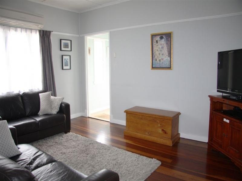 27 Ferricks Street, Stafford QLD 4053