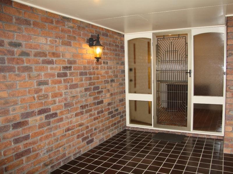 20 Gerry Street, Stafford Heights QLD 4053