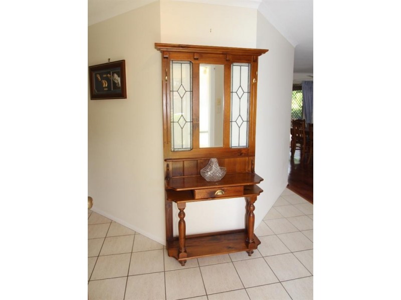 33 Kirralee Crescent, Upper Kedron QLD 4055