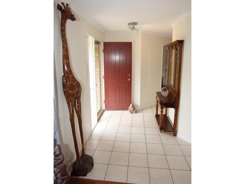 33 Kirralee Crescent, Upper Kedron QLD 4055