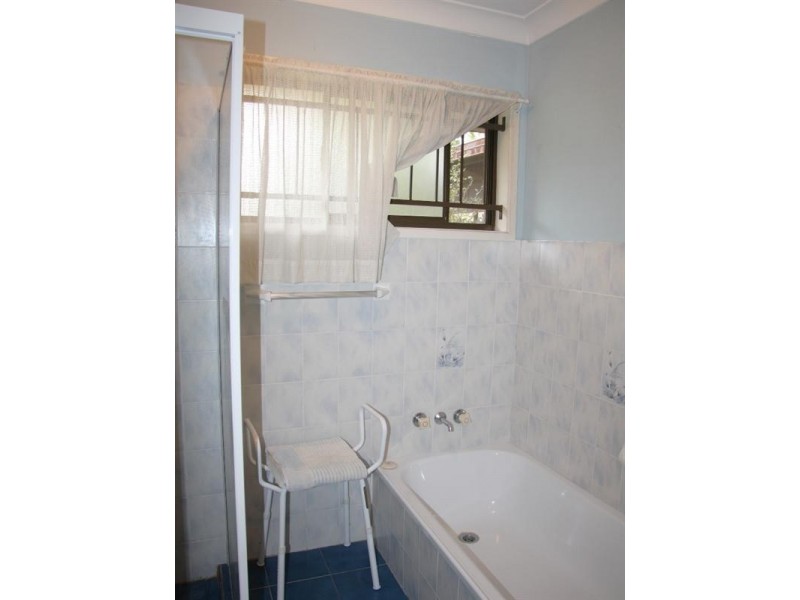 28 Lanchester Street, Stafford Heights QLD 4053