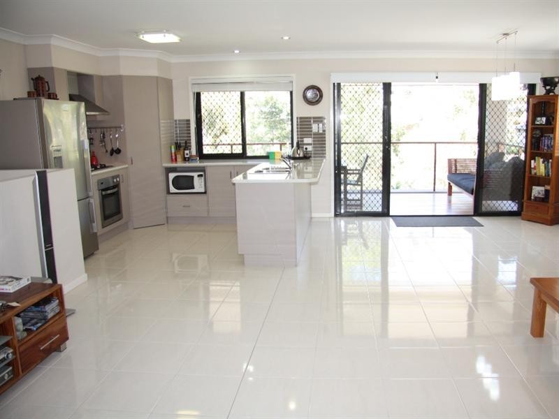 11 Creekside Court, Everton Hills QLD 4053