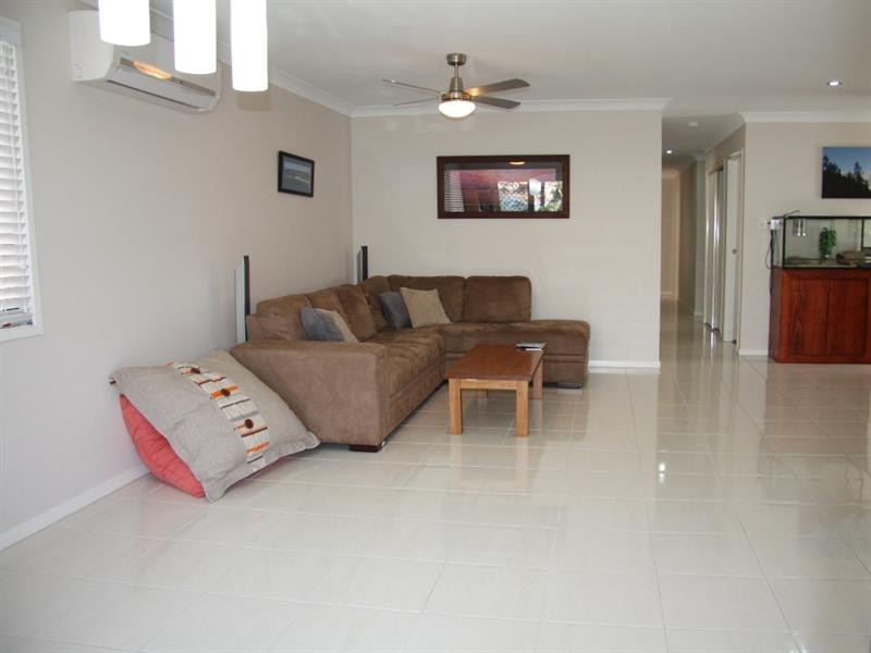 11 Creekside Court, Everton Hills QLD 4053