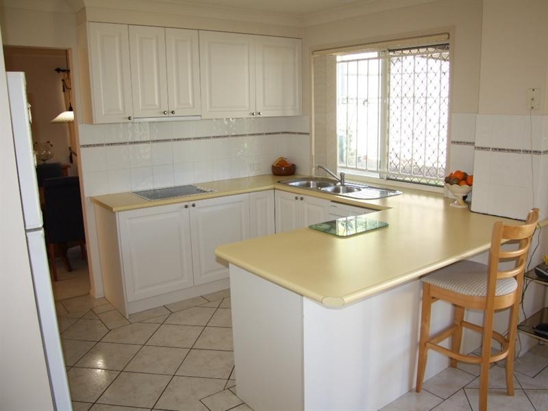 72 Streisand Drive, Mcdowall QLD 4053