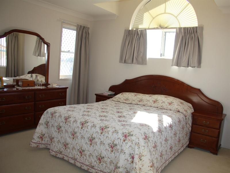 72 Streisand Drive, Mcdowall QLD 4053