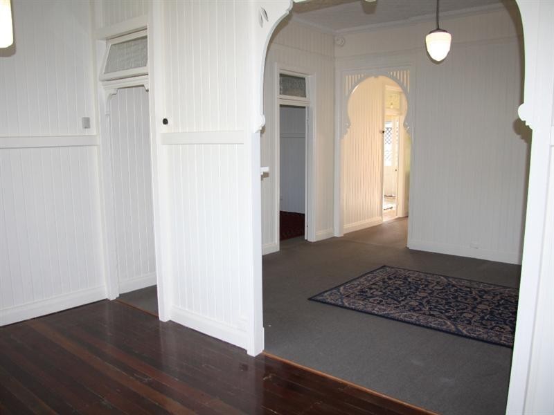 6 Jones Street, Auchenflower QLD 4066