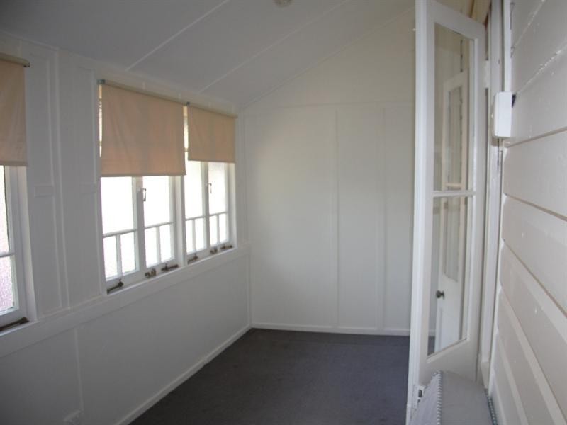 6 Jones Street, Auchenflower QLD 4066