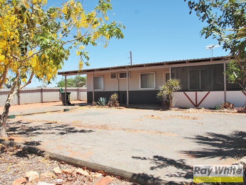 8 Clarke Place, Onslow WA 6710