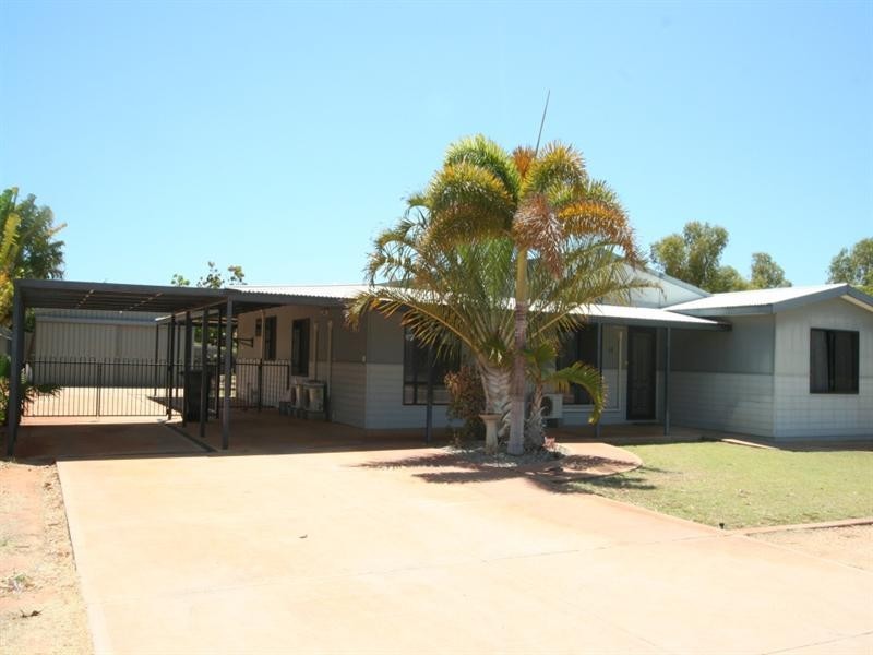 18 Salmon Loop, Exmouth WA 6707