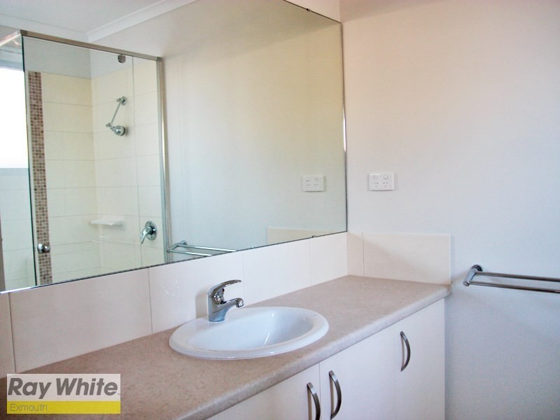 5B Anketell Court, Onslow WA 6710