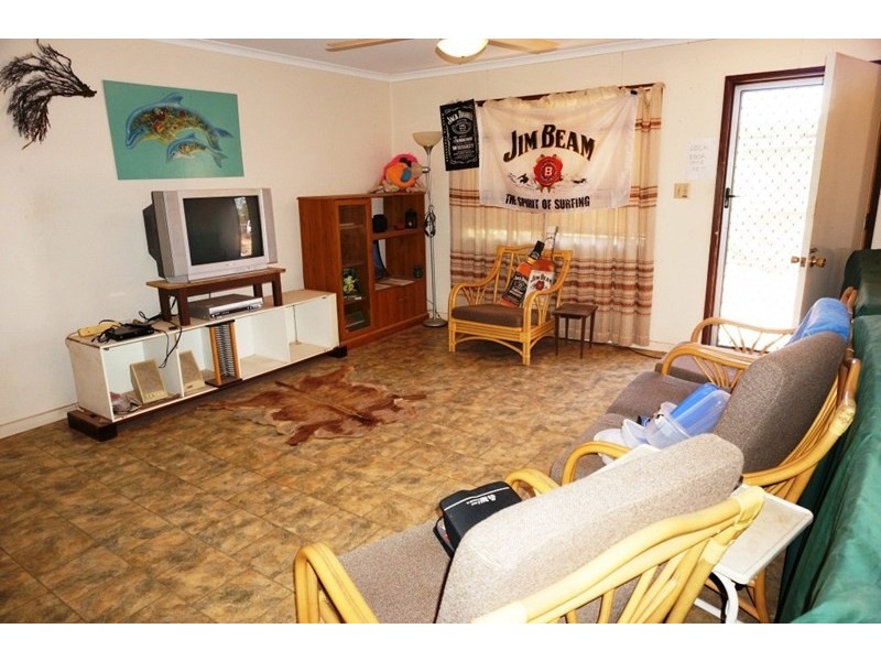 33 Fitzhardinge Street, Exmouth WA 6707