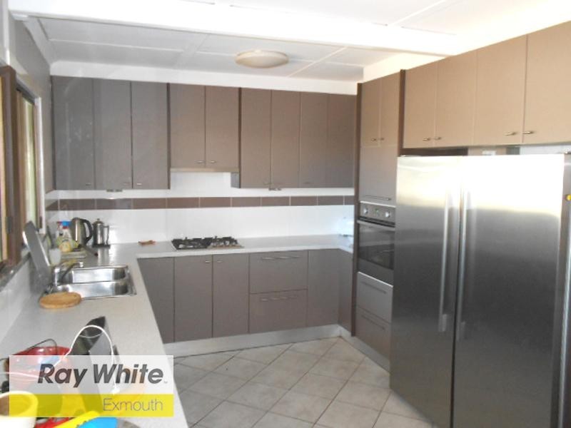 12 Clarke Place, Onslow WA 6710